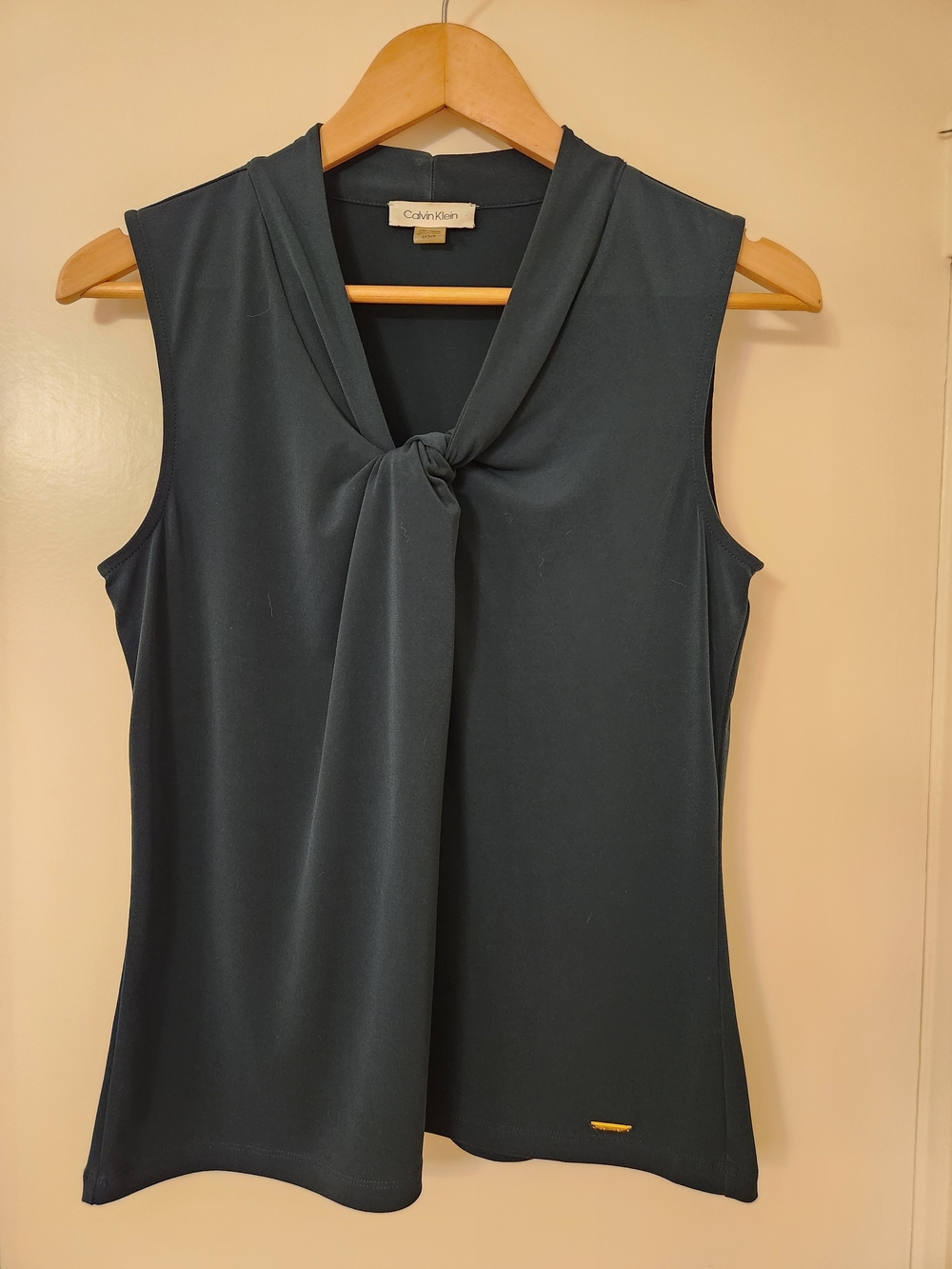 Calvin Klein Sleeveless Green Knot-Neck Top
